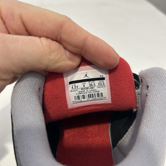 Nike Air Jordan Retro 3 BG “Black Cement” 2018 - Picture 10 of 10